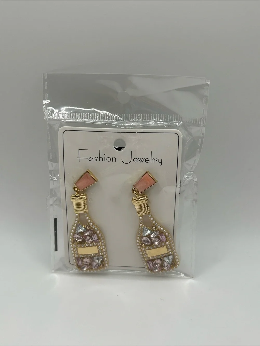 🆕 Fashion Jewelry Gold-Tone Pink Bottle Drop Earrings - Picture 3 of 4